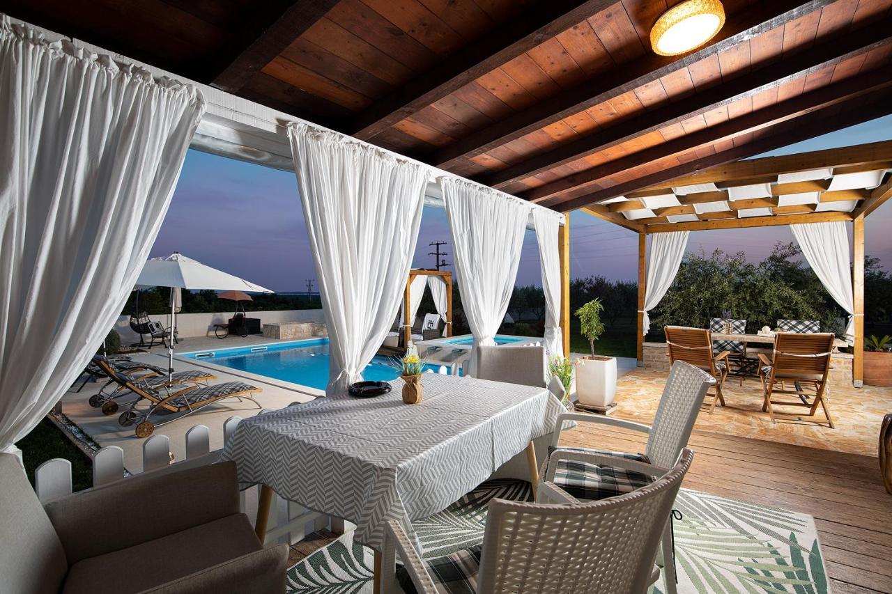 Holiday House Bilos فودنيان المظهر الخارجي الصورة